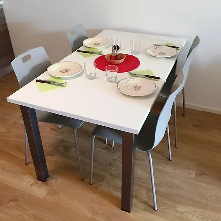 Anna Дом отдыха Castro (Lombardy)